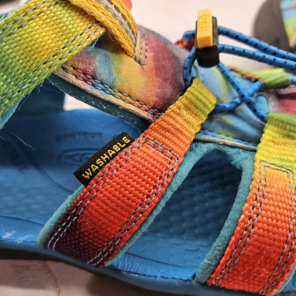 Keen‎ Big Kids Seacamp II CNX Vivid Blue Tie Dye Rainbow Size 4 Shoes 1025152